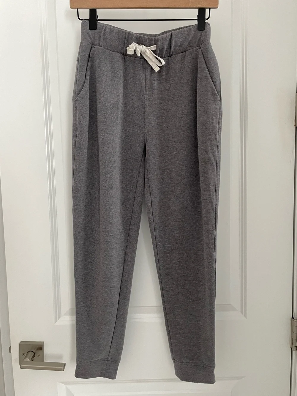 Free Fly women’s Bamboo Foeece Jogger Pants Size XS Sweatpants Casual Lounge